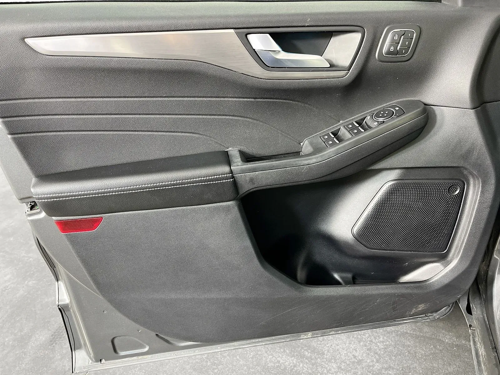 Ford Escape photo 25