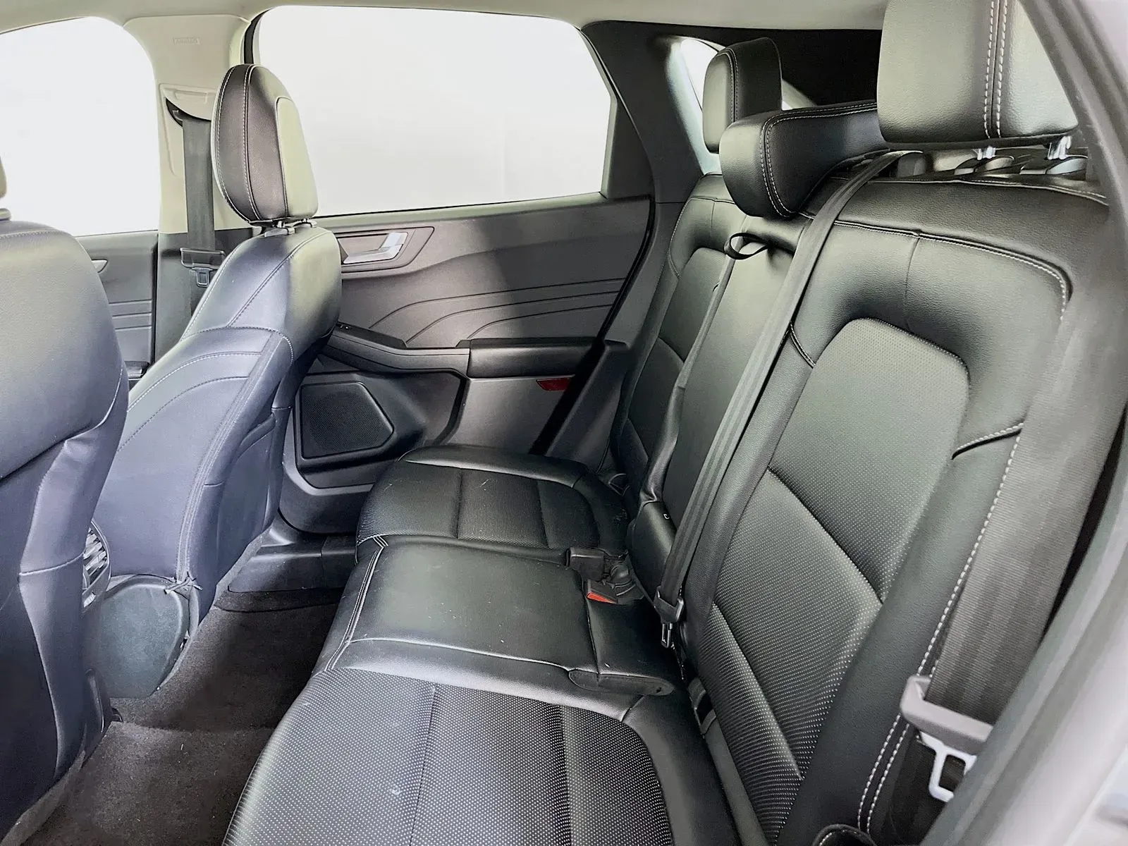 Ford Escape photo 29