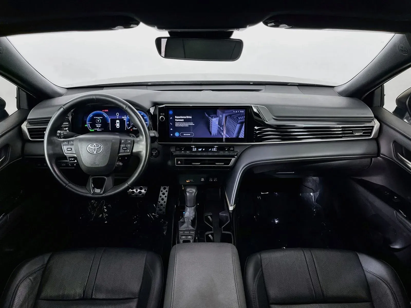 Toyota Camry photo 12