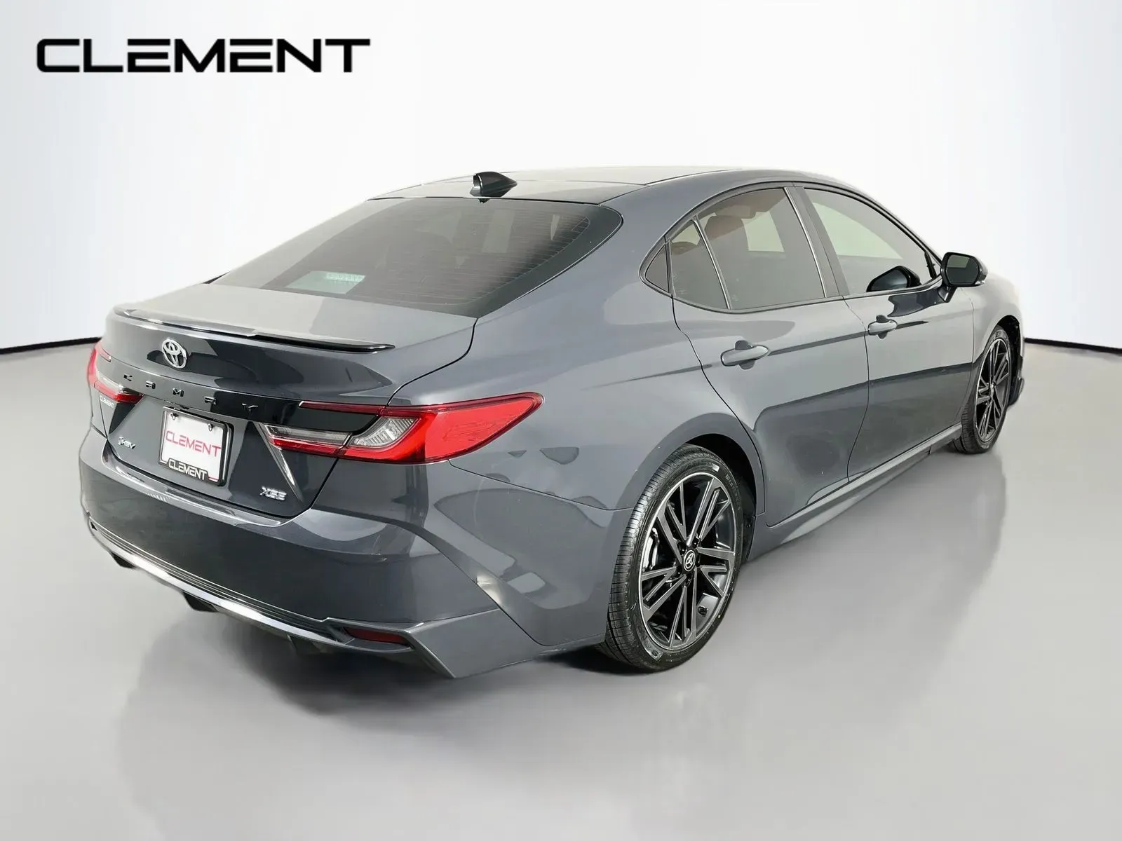 Toyota Camry photo 7