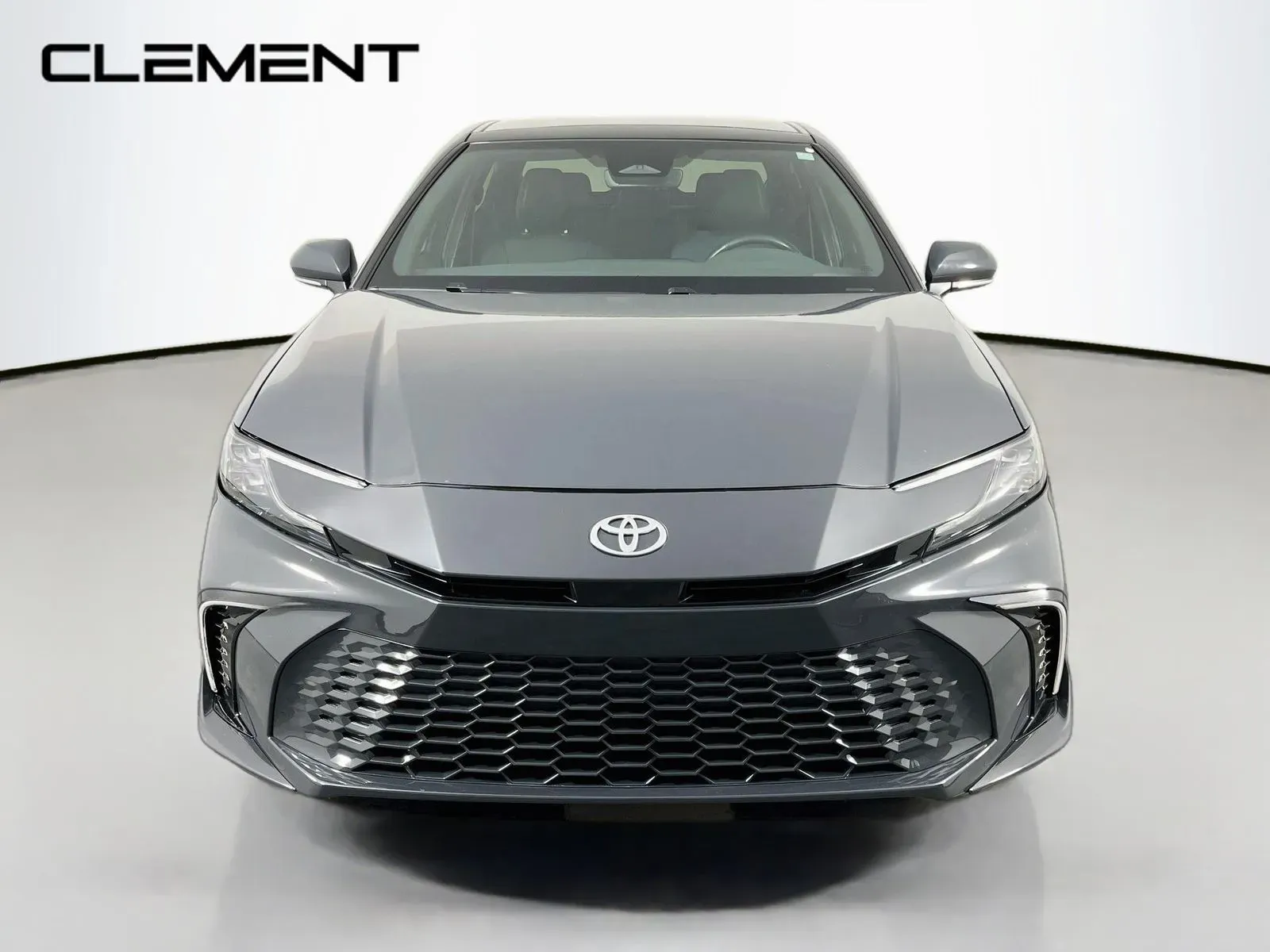Toyota Camry photo 3