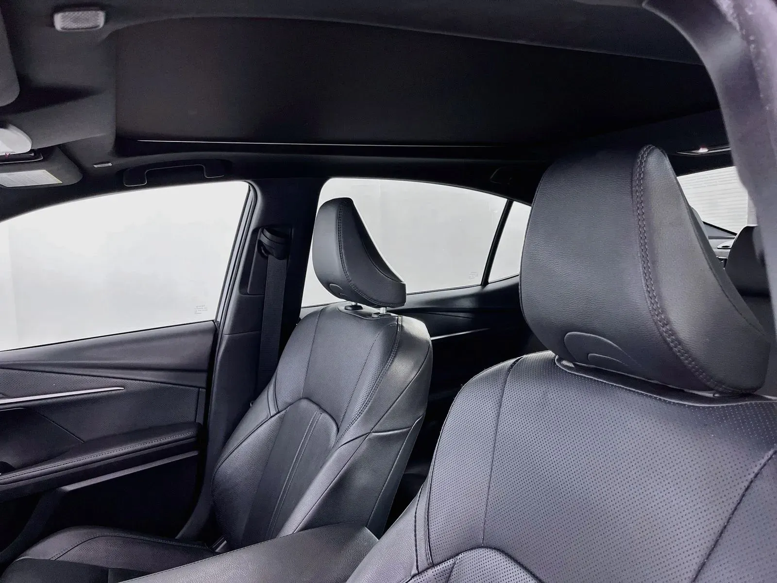 Toyota Camry photo 24