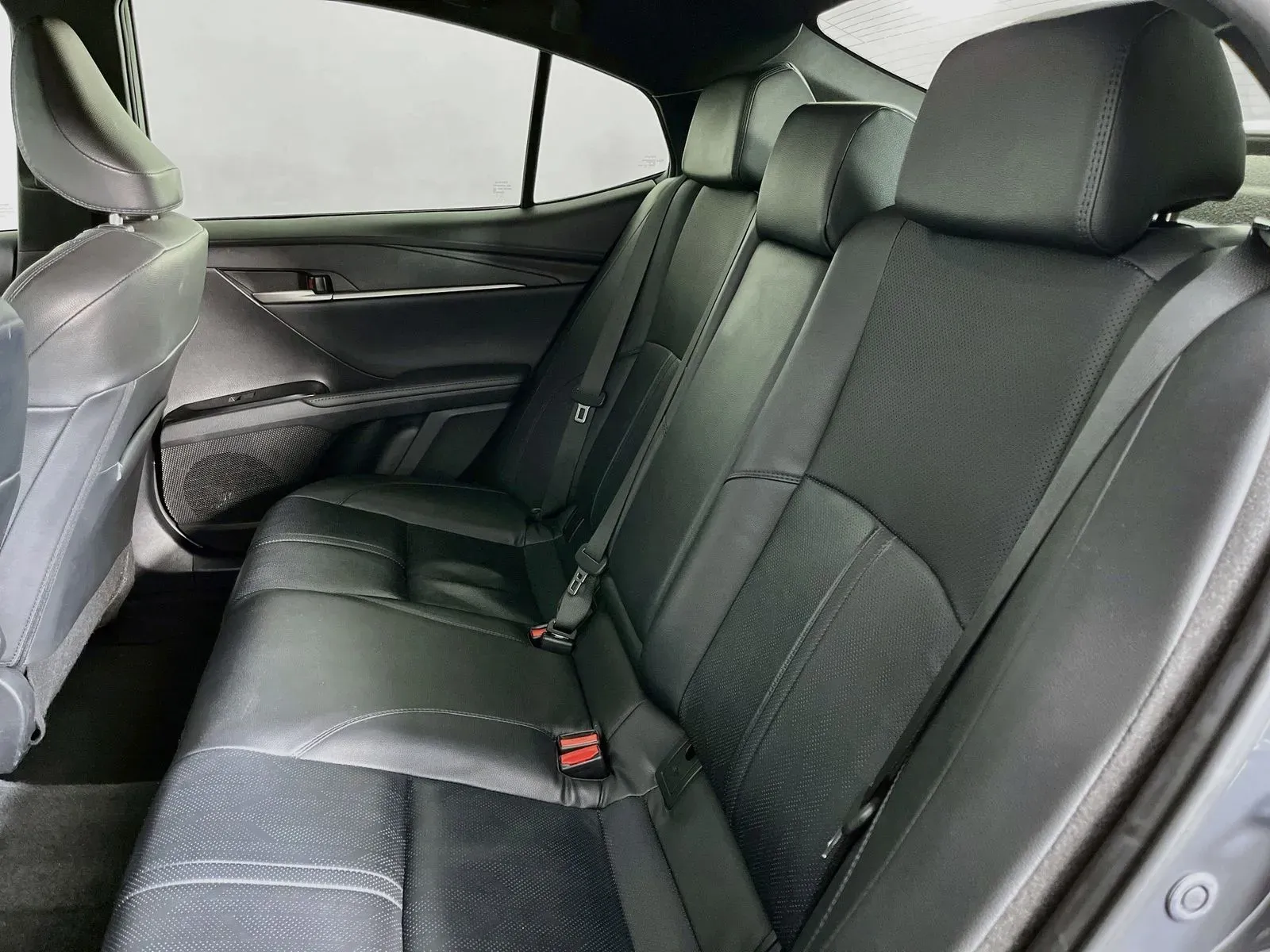 Toyota Camry photo 31