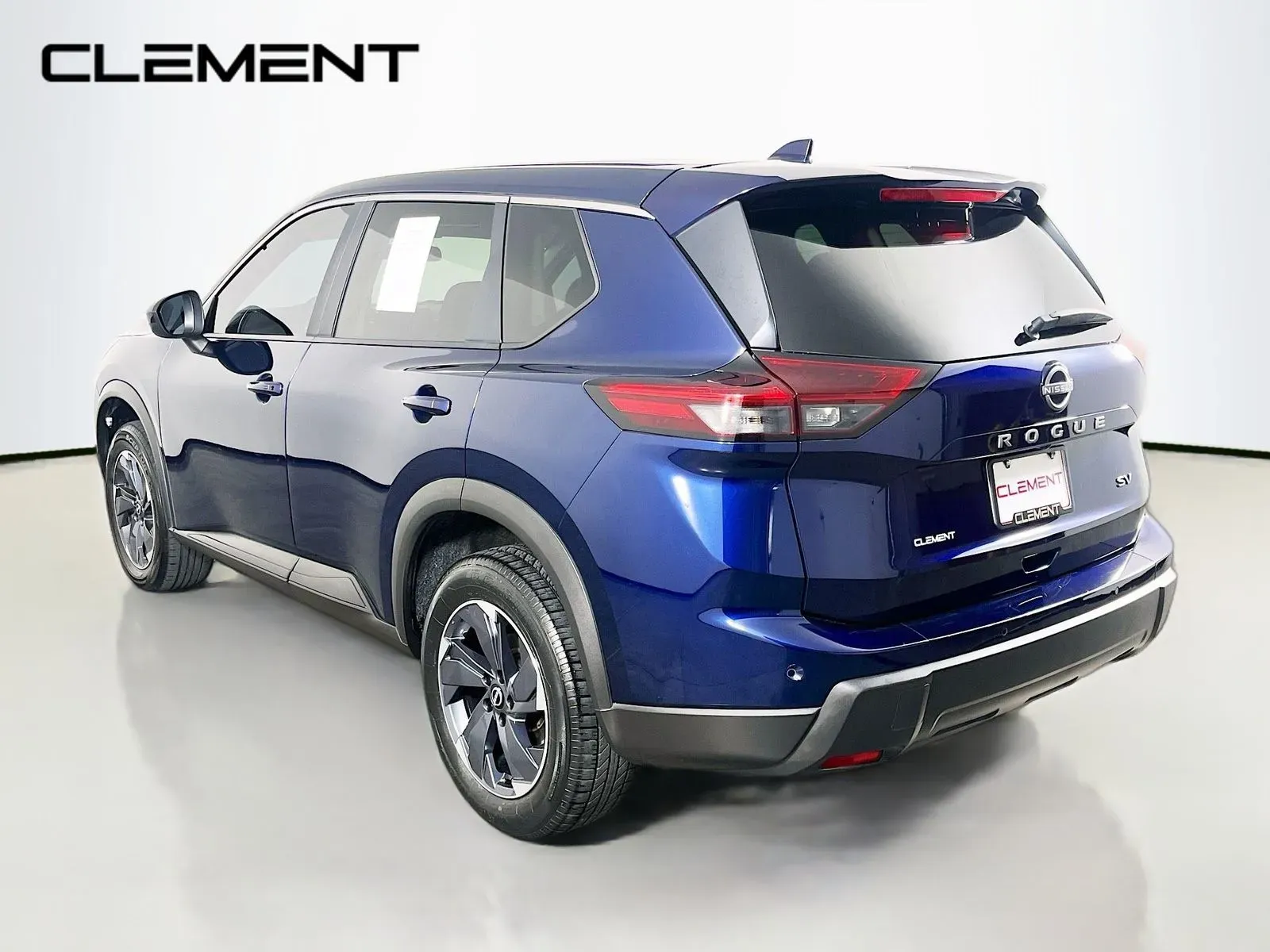 Nissan Rogue photo 9