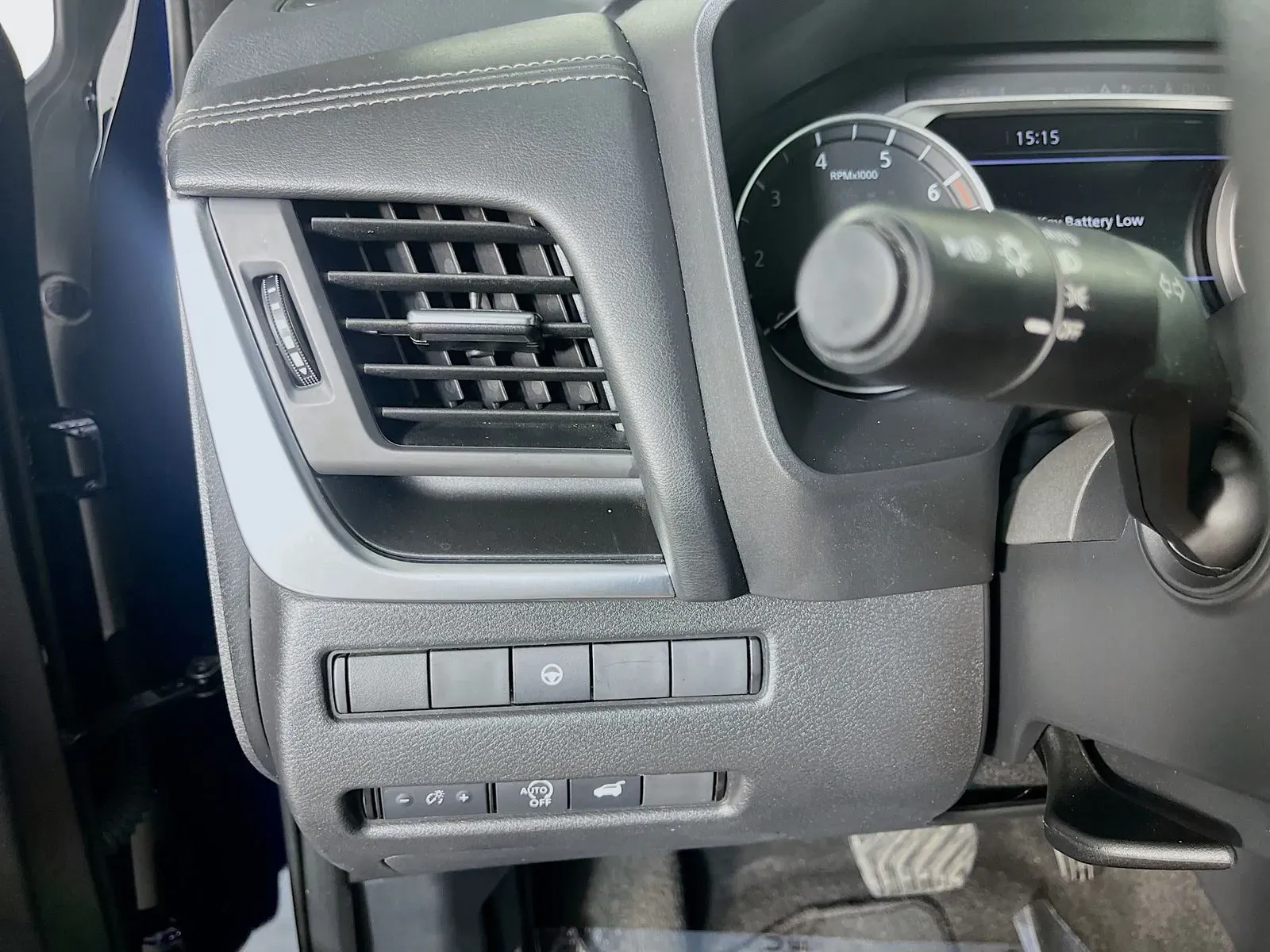 Nissan Rogue photo 13
