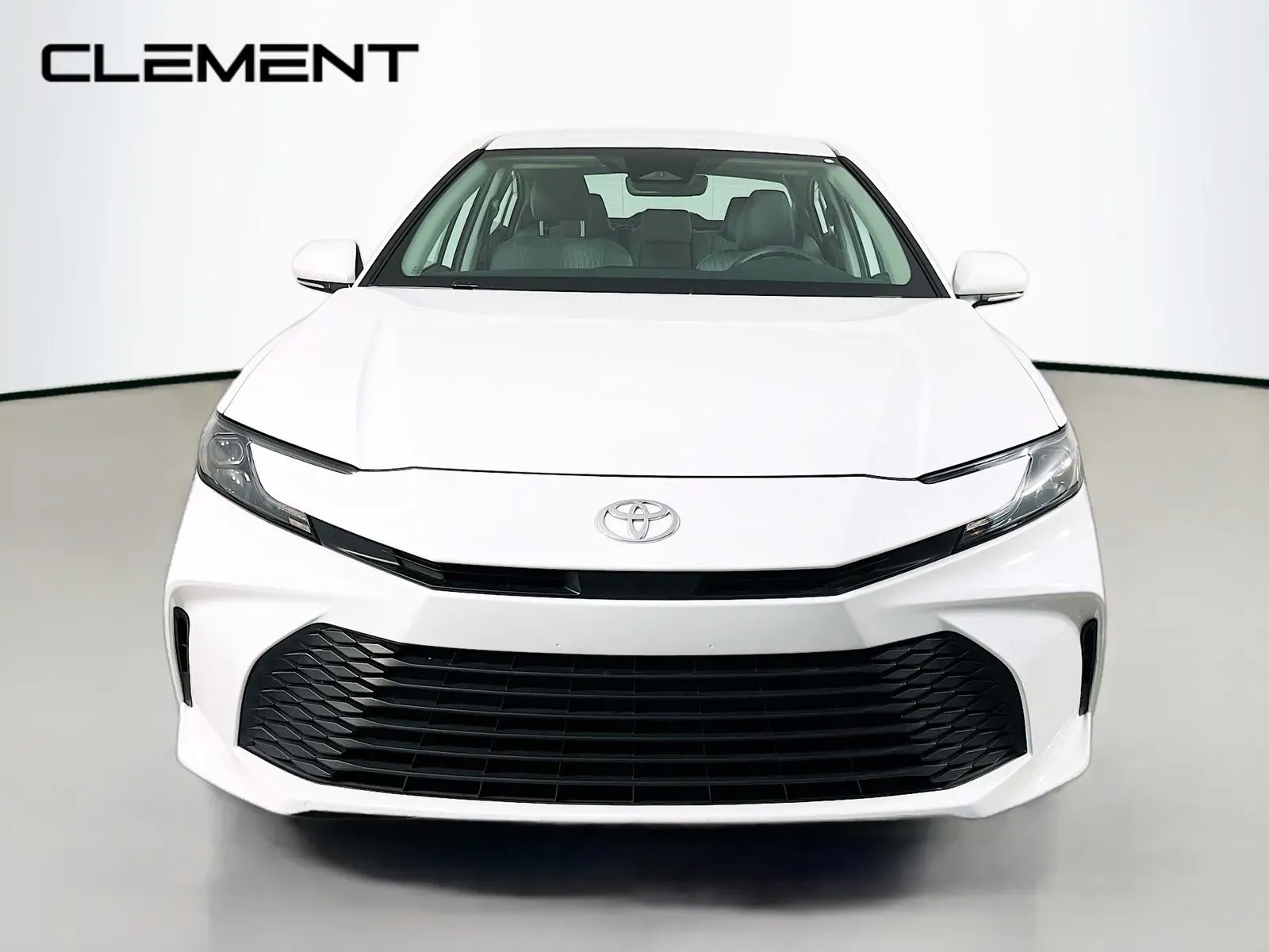 Toyota Camry photo 3