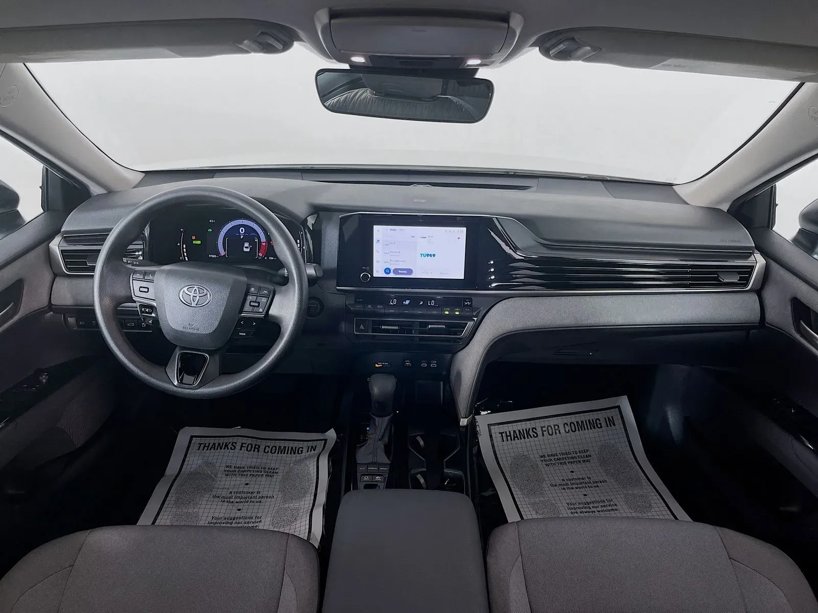 Toyota Camry photo 12
