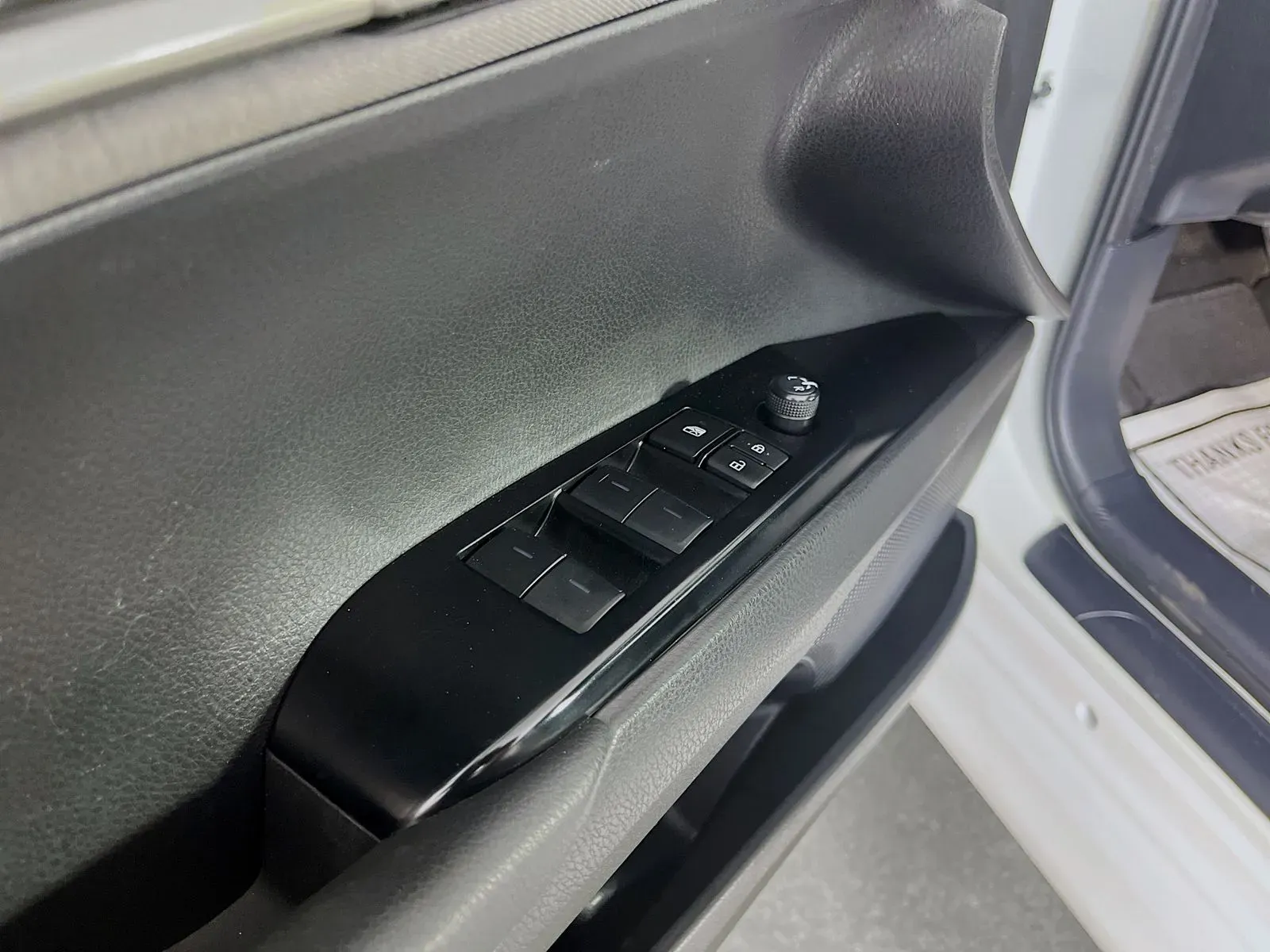 Toyota Camry photo 24