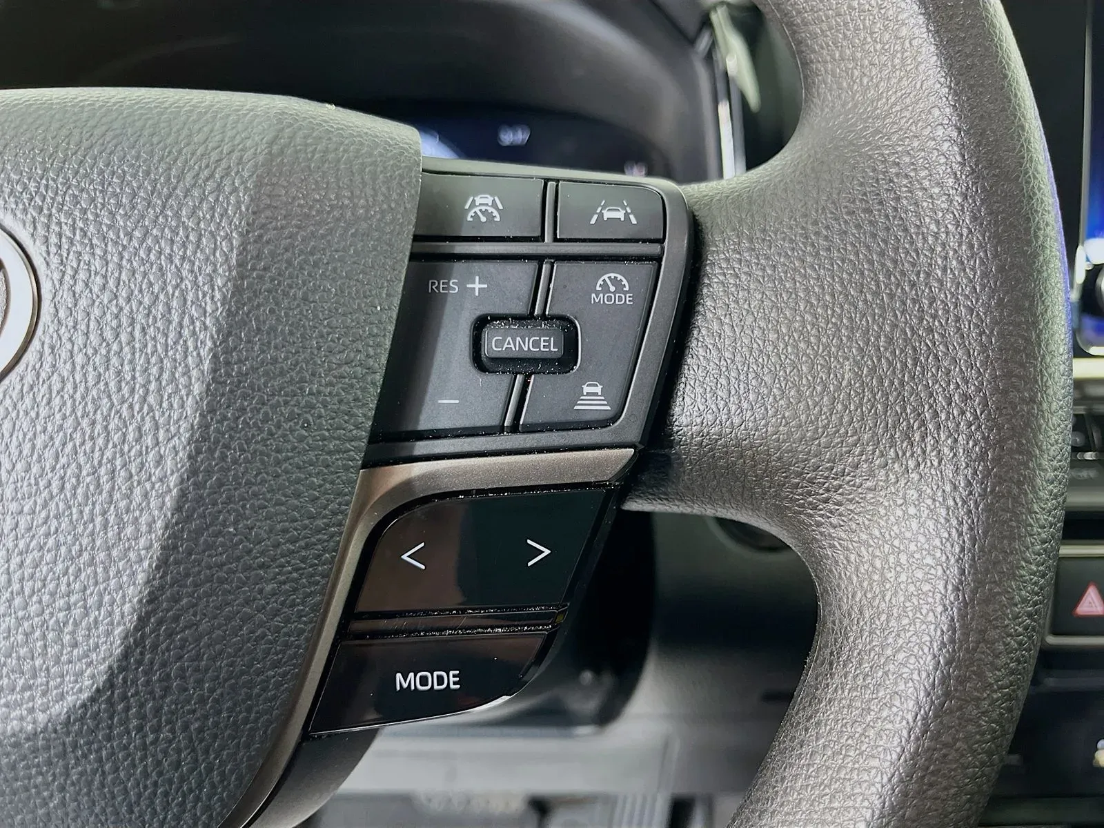 Toyota Camry photo 15