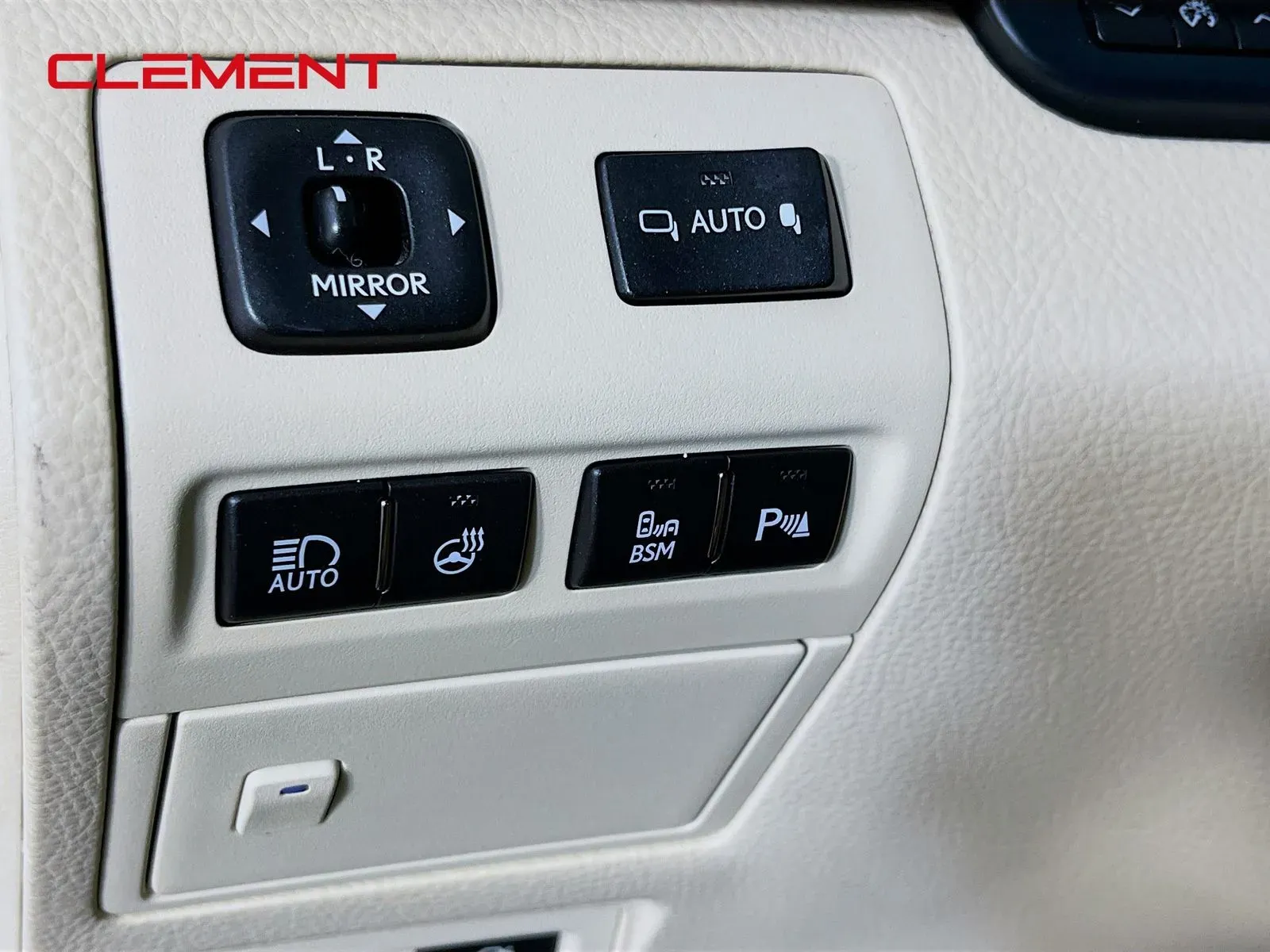 2017 Lexus LS Base - Photo 12