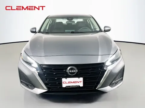 Another view of 2023 Nissan Altima 2.5 SV for sale in Florissant, MO at Clement Pre-Owned