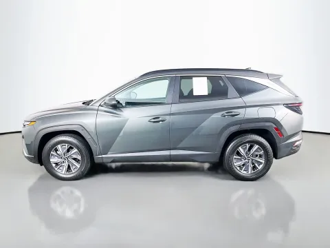 More photos of 2023 Hyundai Tucson Hybrid Blue at Clement Pre-Owned, MO