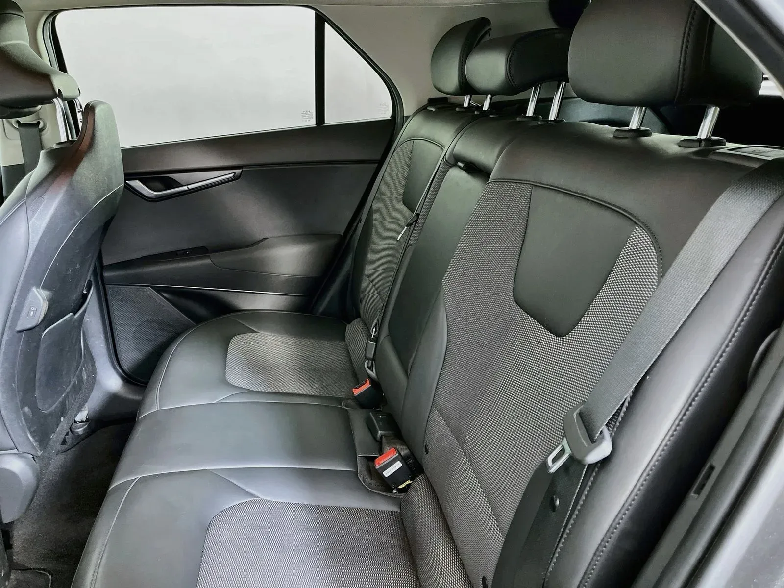 Kia Niro photo 29