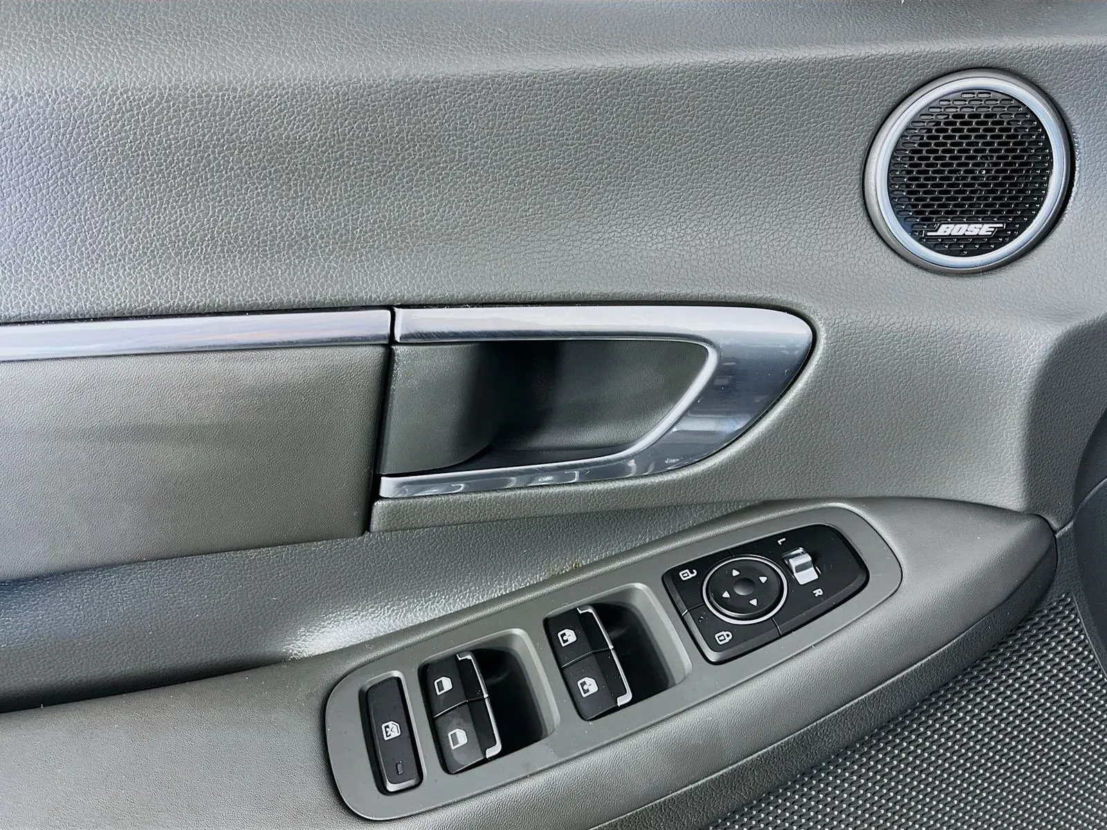 Hyundai Sonata photo 27