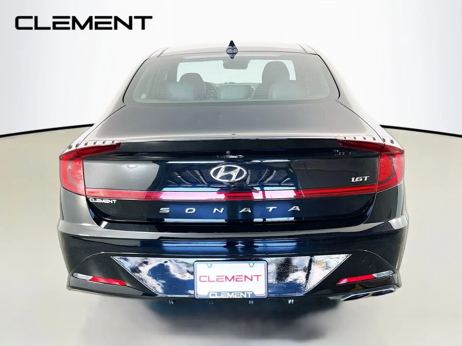 Hyundai Sonata photo 8