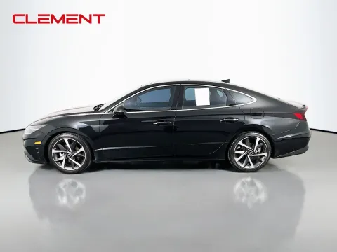 More photos of 2023 Hyundai Sonata SEL Plus at Clement Pre-Owned, MO