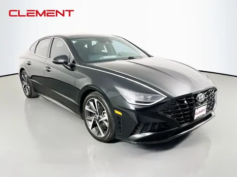 More photos of 2023 Hyundai Sonata SEL Plus at Clement Pre-Owned, MO