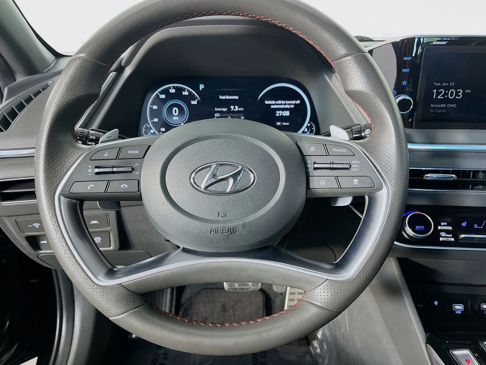 Hyundai Sonata photo 14