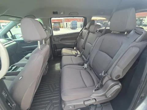 More photos of 2021 Honda Odyssey EX at Clement Pre-Owned, MO