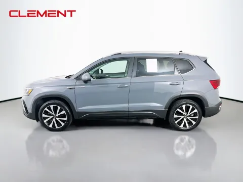 More photos of 2022 Volkswagen Taos 1.5T SE at Clement Pre-Owned, MO