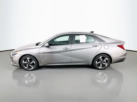 More photos of 2023 Hyundai Elantra Hybrid Limited at Clement Pre-Owned, MO