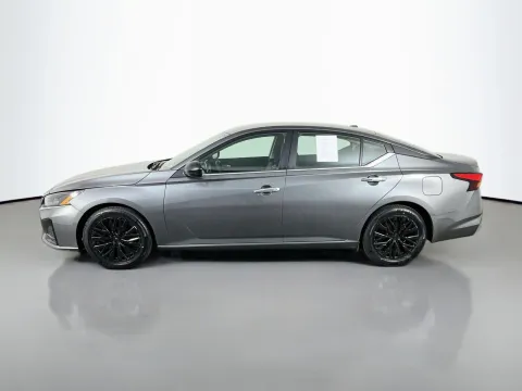 More photos of 2025 Nissan Altima 2.5 SV at Clement Pre-Owned, MO