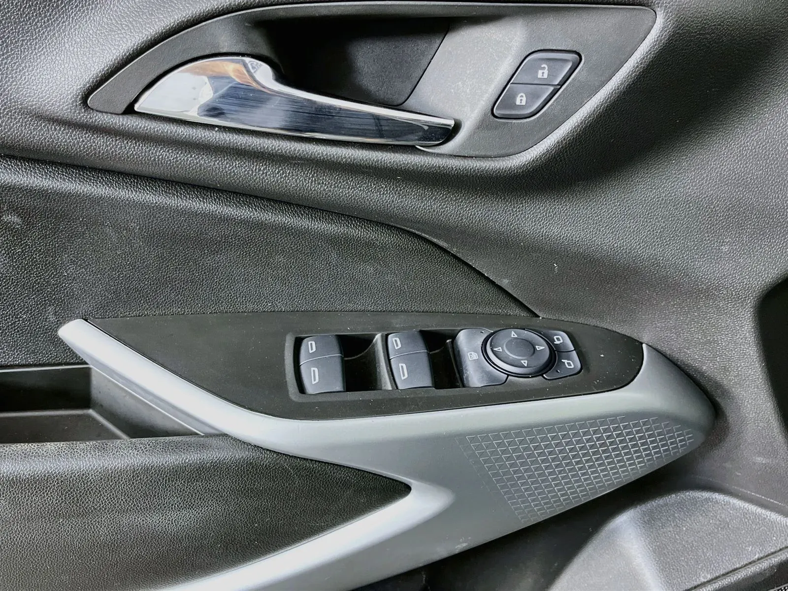 Chevrolet Trax photo 24