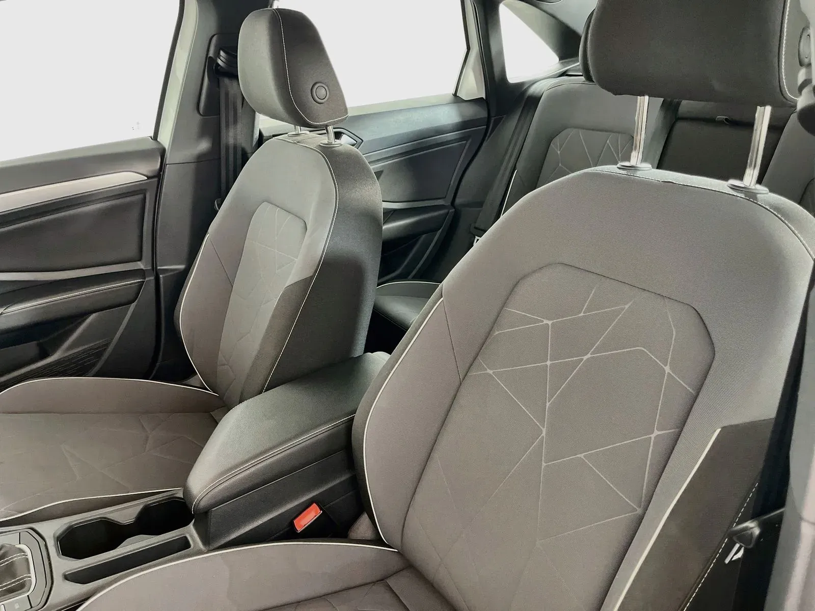 Volkswagen Jetta photo 27