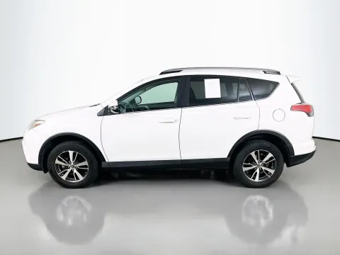 More photos of 2018 Toyota RAV4 XLE at Clement Pre-Owned, MO