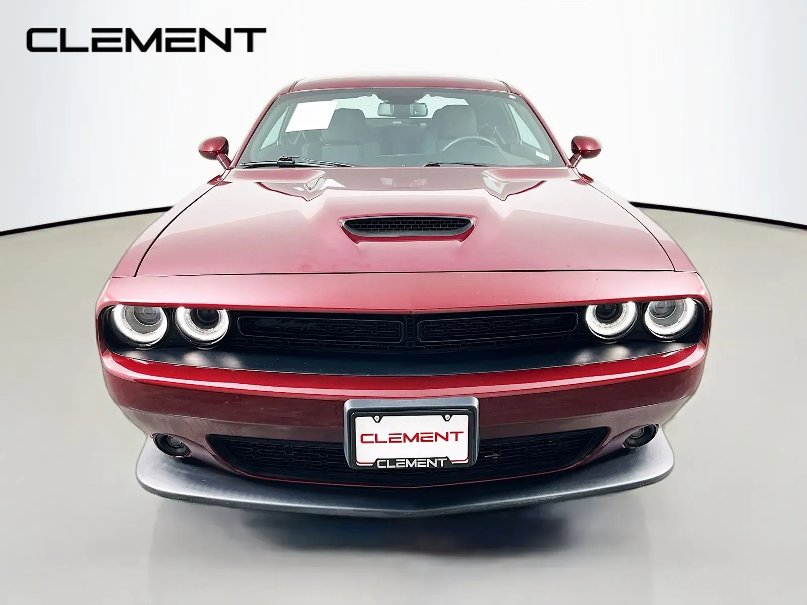 Dodge Challenger photo 3