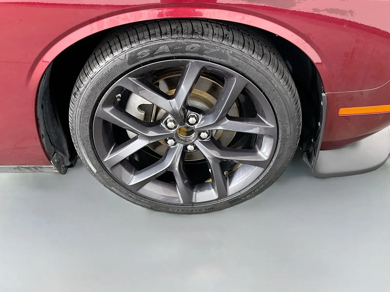 Dodge Challenger photo 37