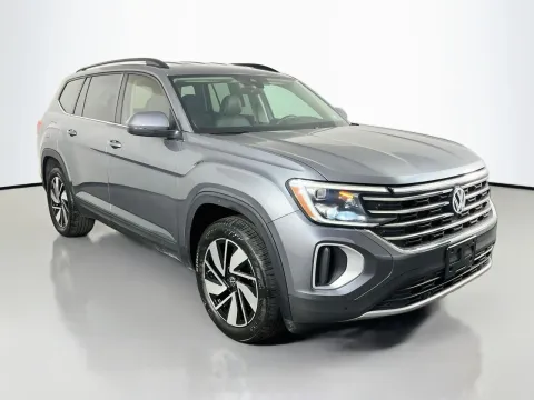 Another view of 2025 Volkswagen Atlas 2.0T SE w/Technology for sale in Florissant, MO at Clement Pre-Owned