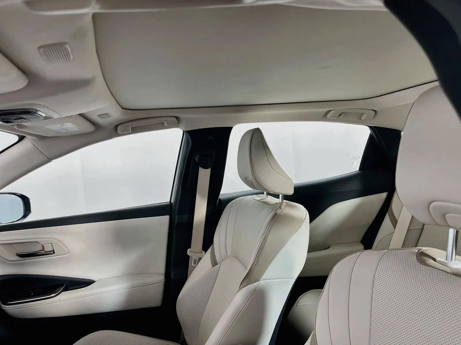 Toyota Crown photo 23