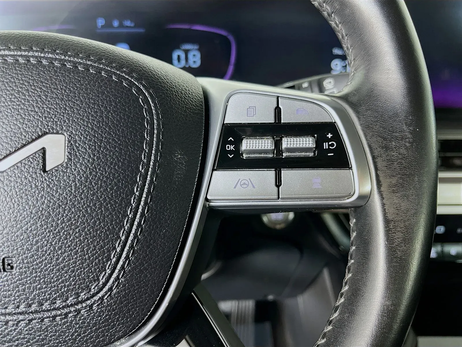 2024 Kia Telluride S - Photo 17