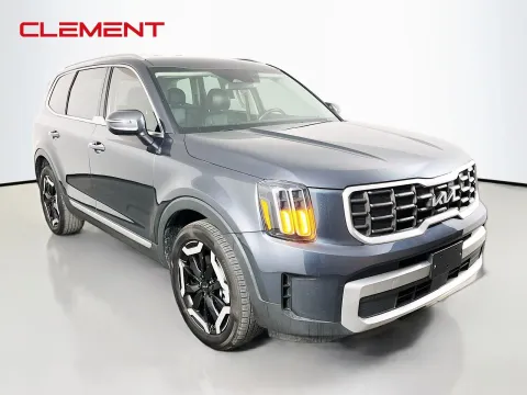 More photos of 2024 Kia Telluride S at Clement Pre-Owned, MO
