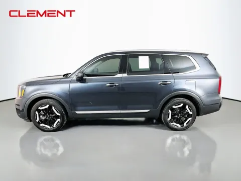 More photos of 2024 Kia Telluride S at Clement Pre-Owned, MO