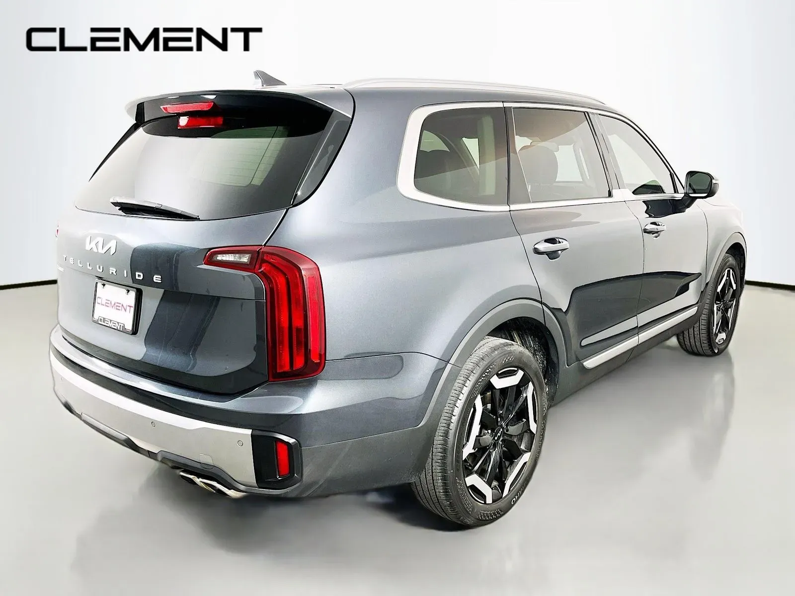 2024 Kia Telluride S - Photo 7