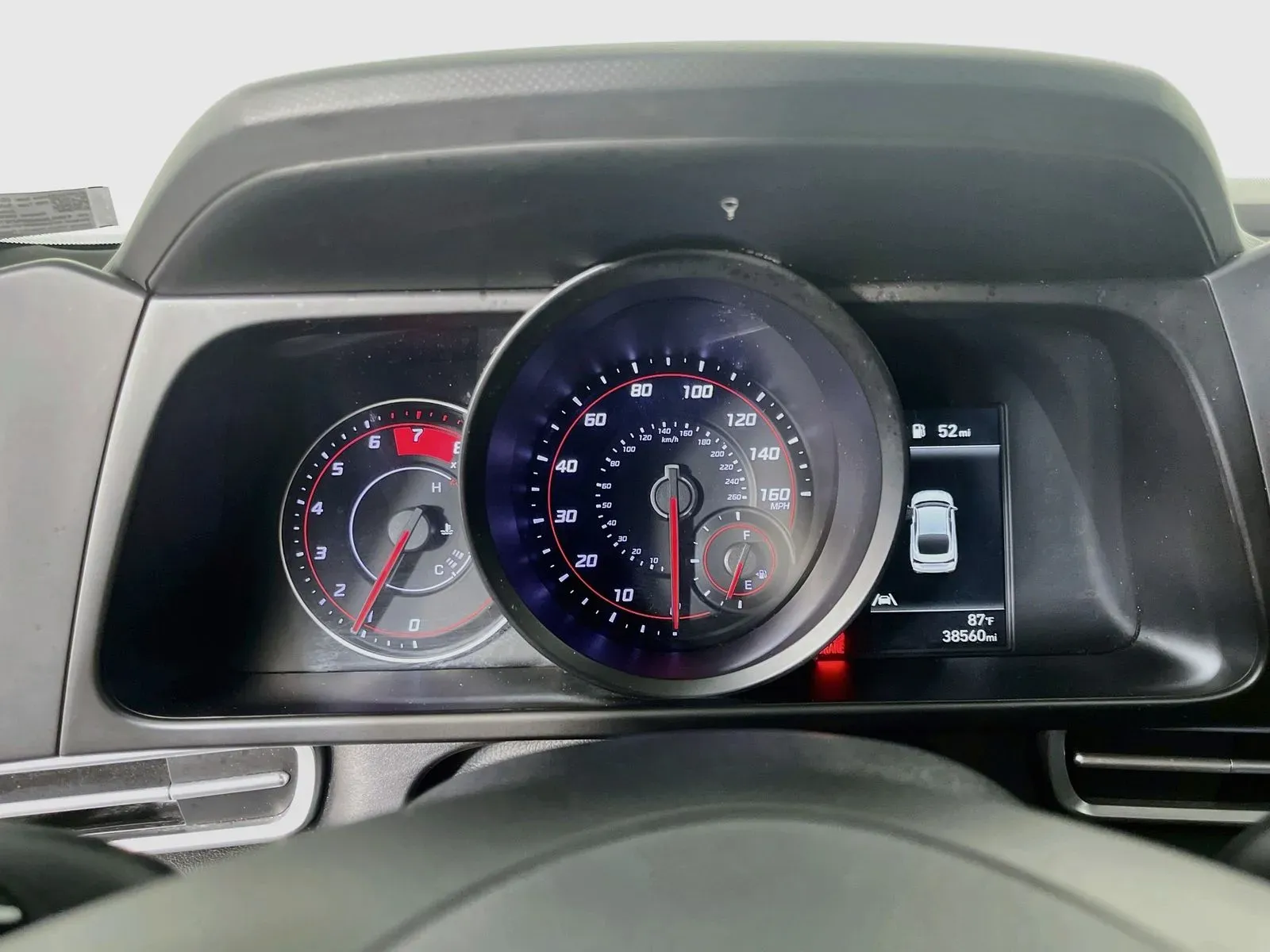 Hyundai Elantra photo 18