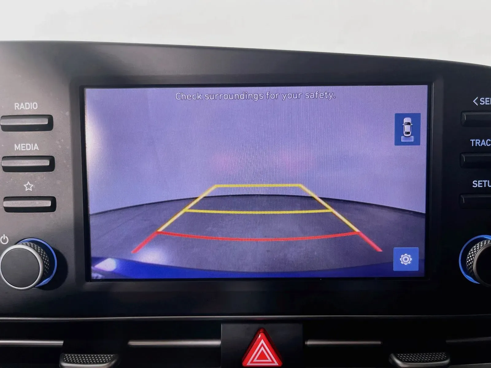 Hyundai Elantra photo 20