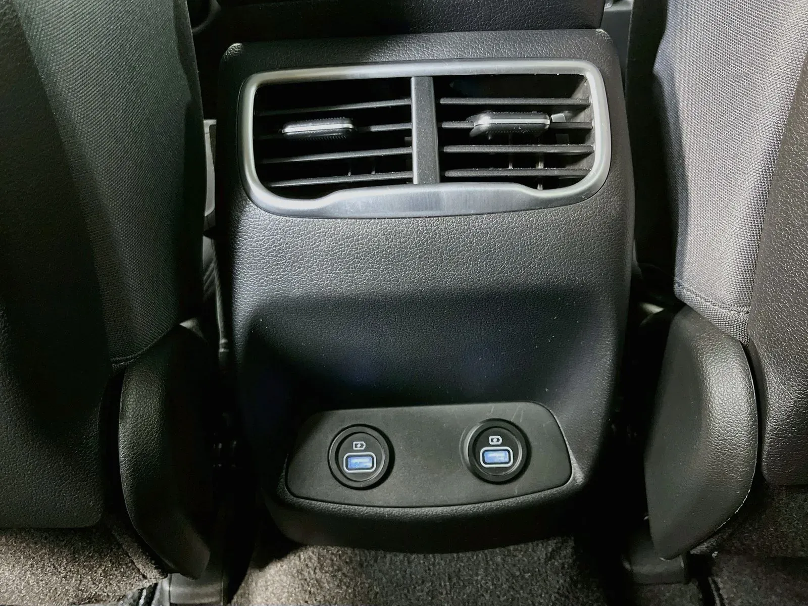 Hyundai Santa Fe photo 31
