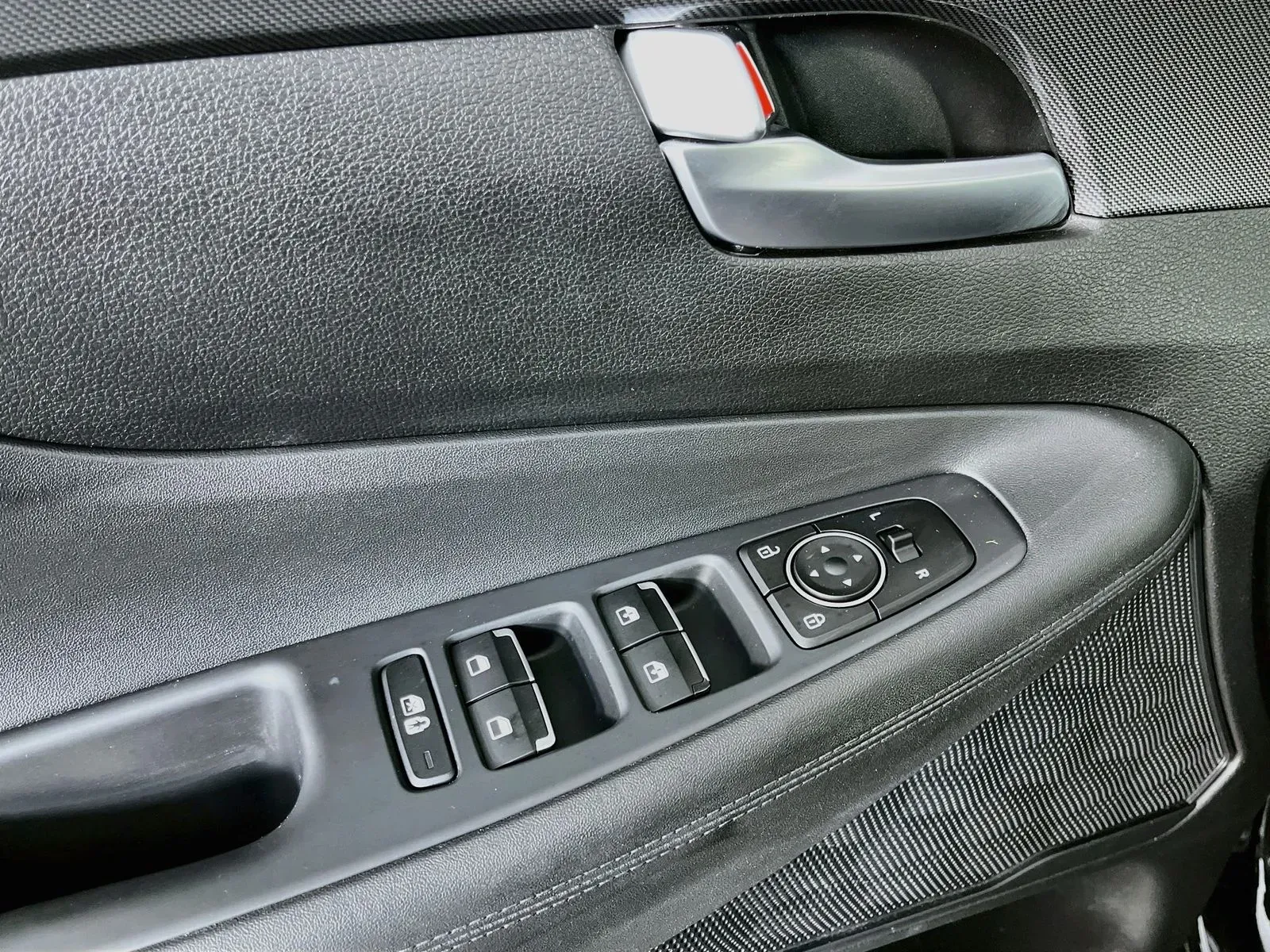 Hyundai Santa Fe photo 23