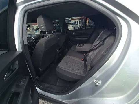 More photos of 2022 Chevrolet Equinox LT at Clement Pre-Owned, MO