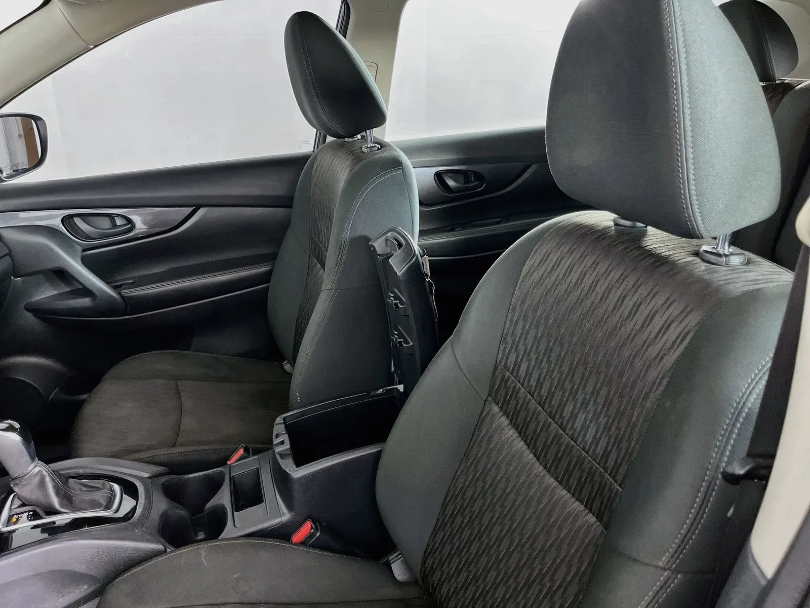 Nissan Rogue photo 27