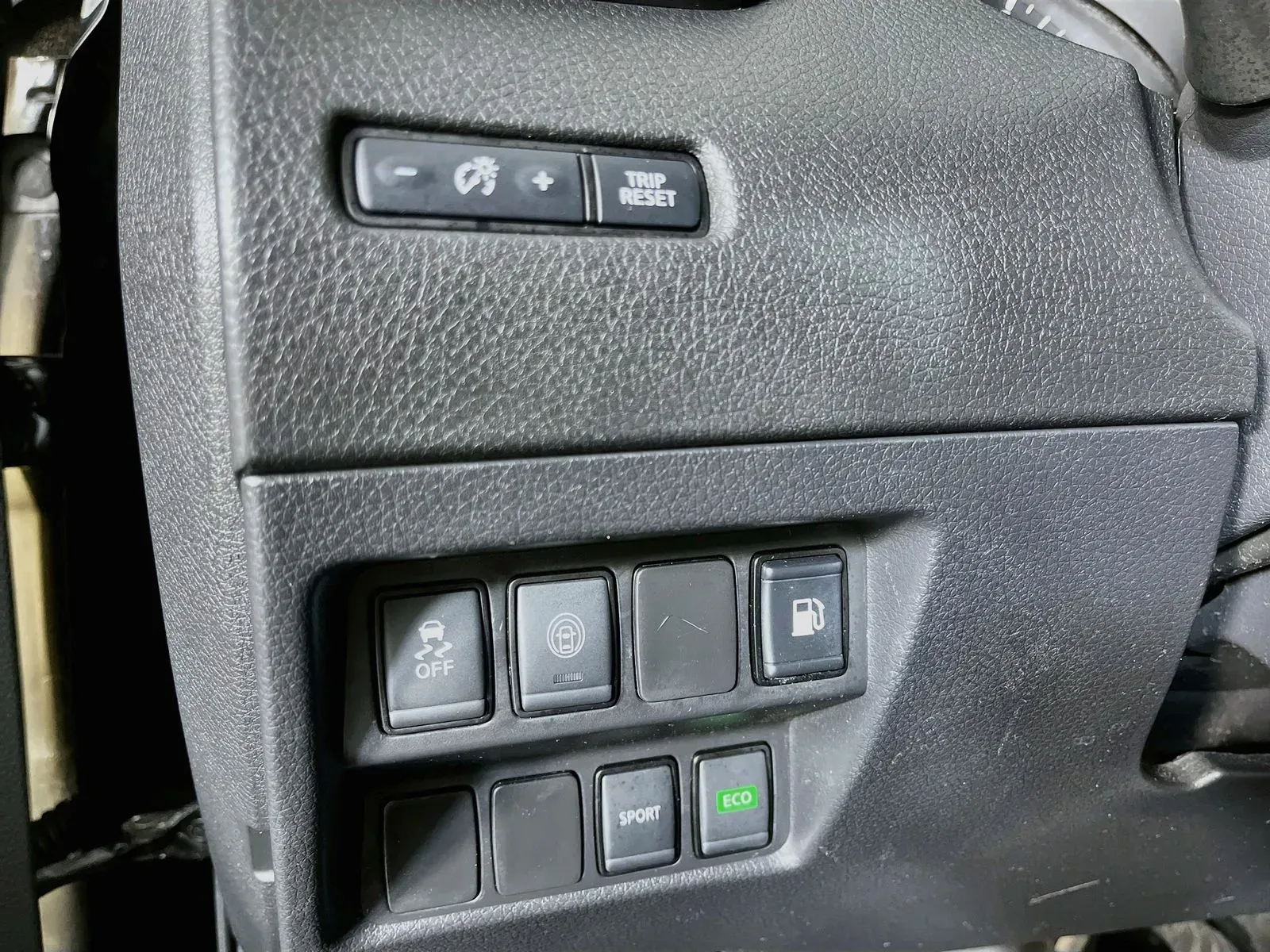 Nissan Rogue photo 13