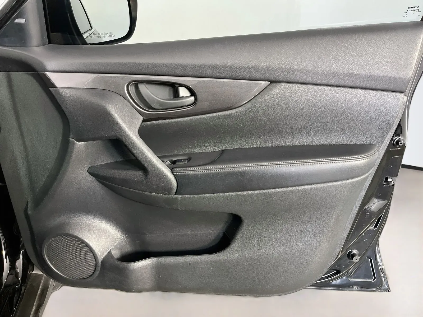 Nissan Rogue photo 33