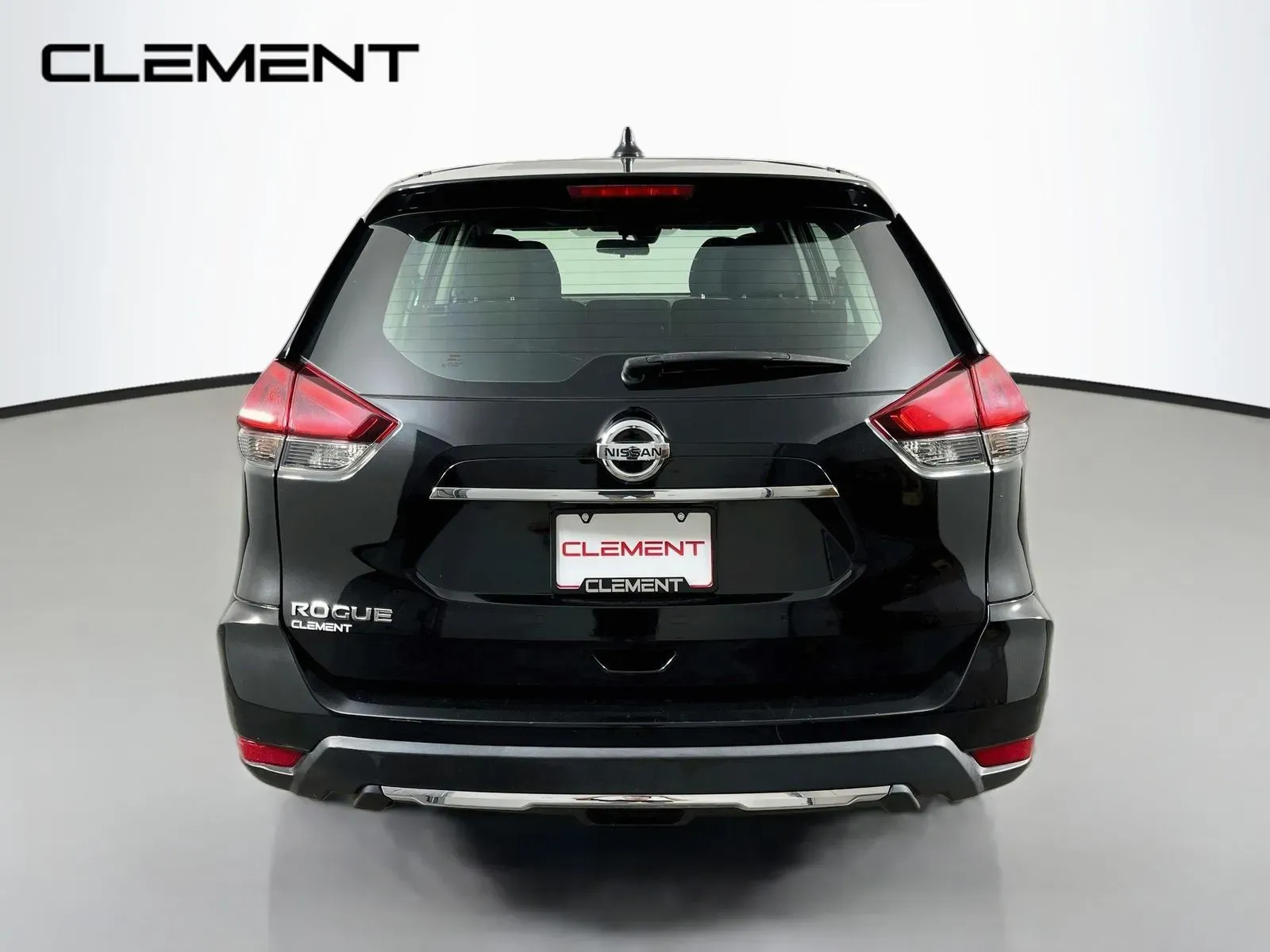 Nissan Rogue photo 8