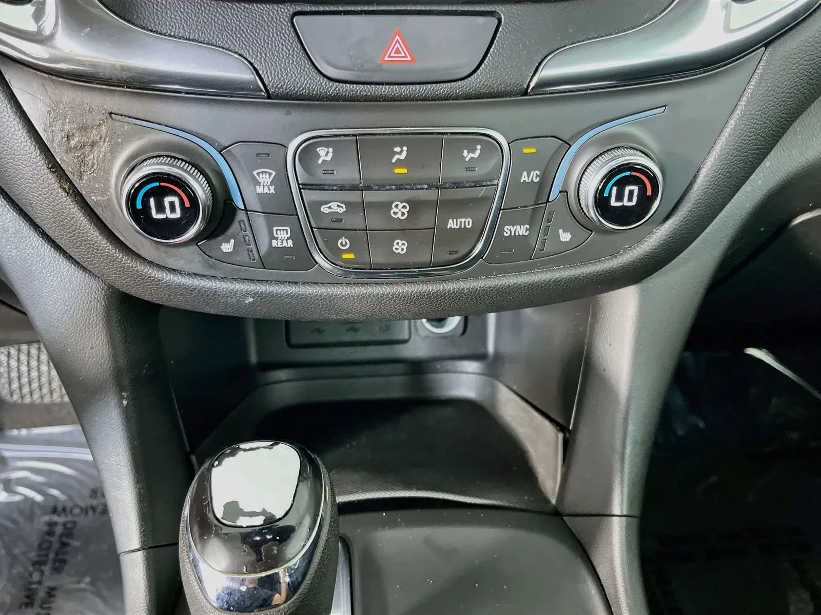 Chevrolet Equinox photo 20