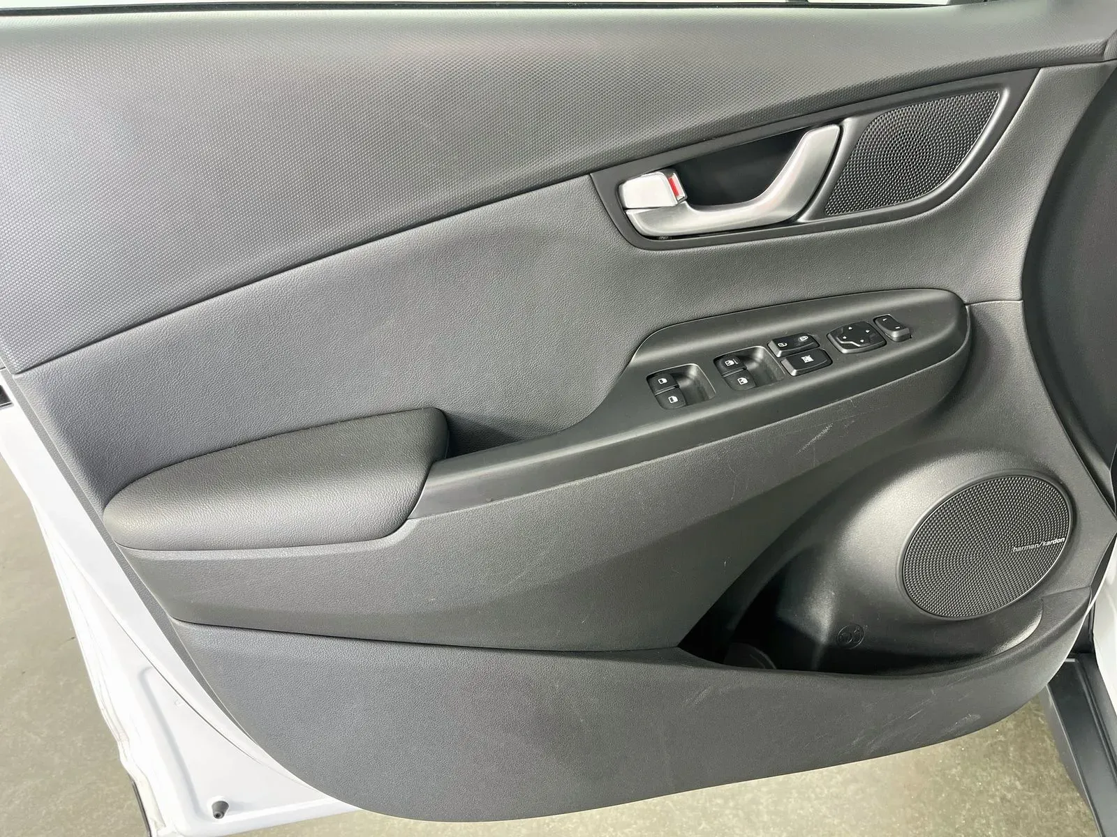 Hyundai Kona photo 27