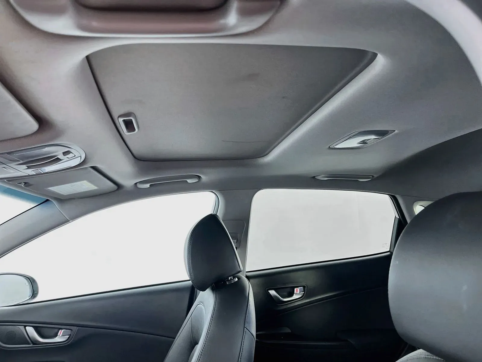Hyundai Kona photo 24