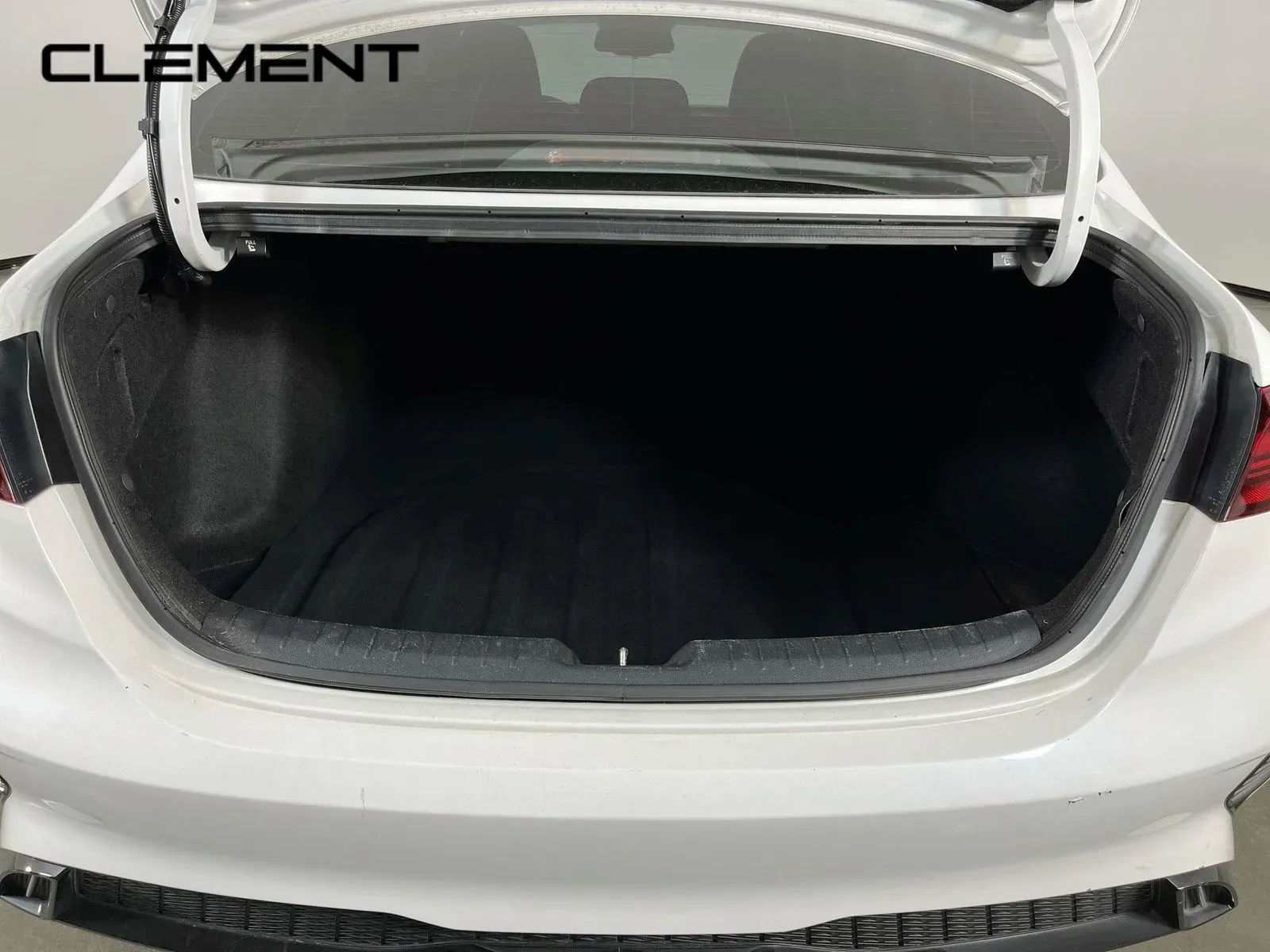 Kia Forte photo 10